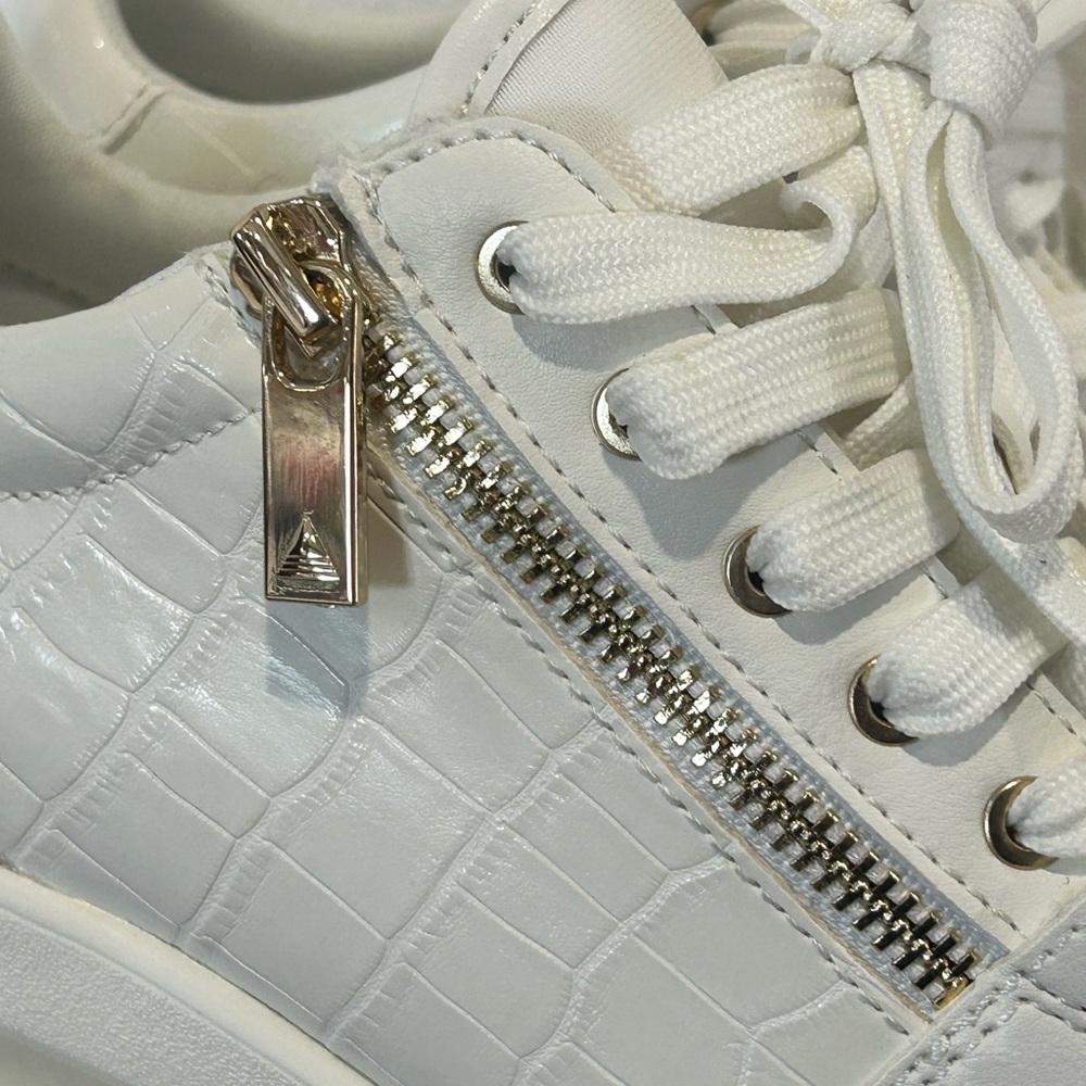 Aldo Adwiwia Women's Trainers
Trainers Wedge Sneakers Gold Outline Zipper Size 9 - Picture 8 of 13